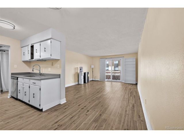 7755 E Quincy Ave 203A2, Denver, CO 80237