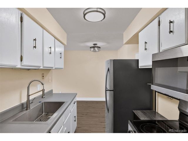 7755 E Quincy Ave 203A2, Denver, CO 80237