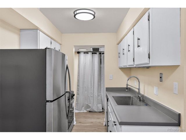 7755 E Quincy Ave 203A2, Denver, CO 80237