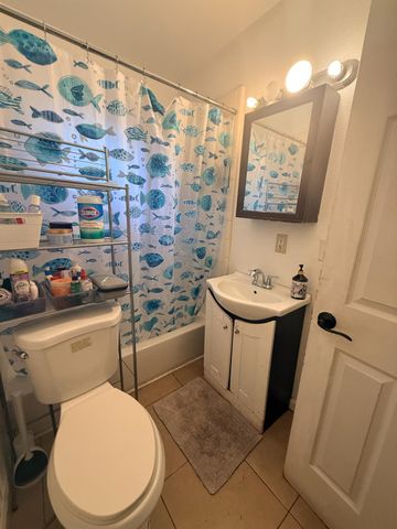 1017 S 8th Street, Fresno, CA 93702