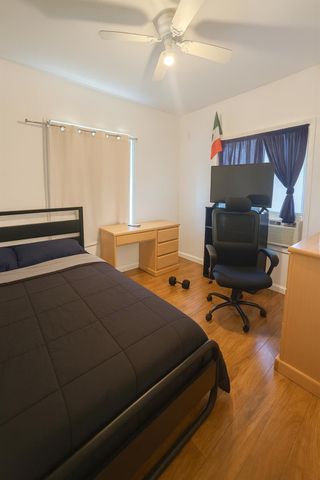 1017 S 8th Street, Fresno, CA 93702