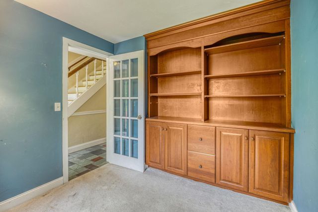 11 Brek Drive, Merrimack, NH 03054