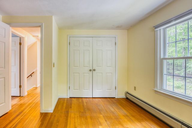 11 Brek Drive, Merrimack, NH 03054