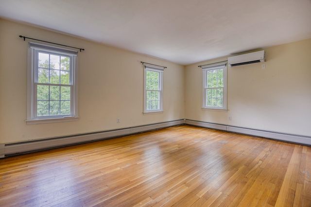 11 Brek Drive, Merrimack, NH 03054