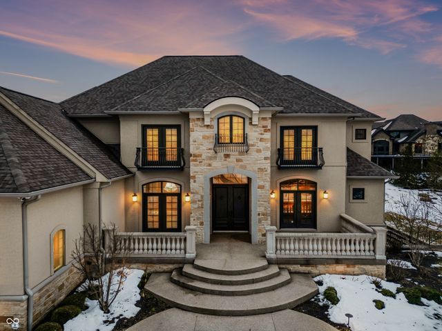 1023 Westview Point Drive, Columbus, IN 47201