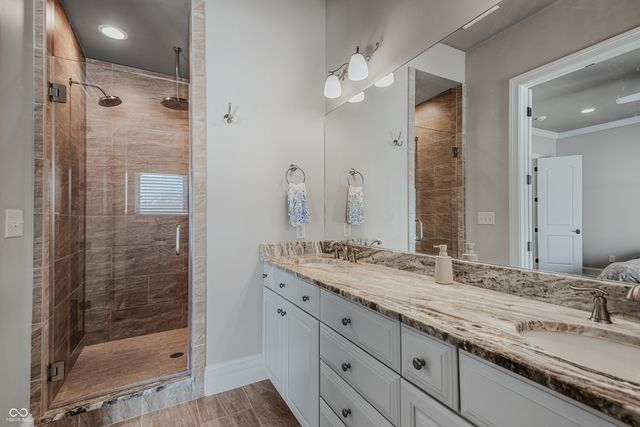 1023 Westview Point Drive, Columbus, IN 47201