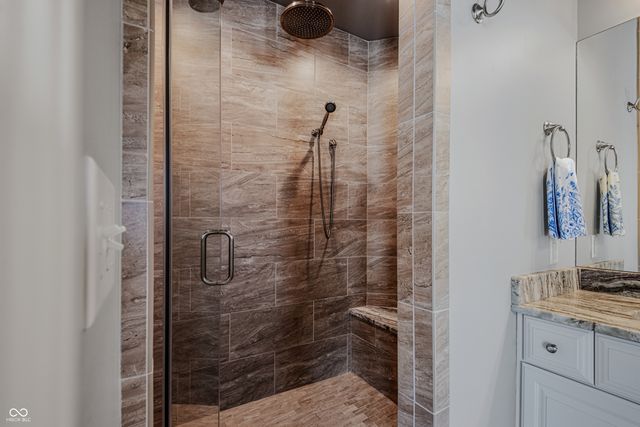 1023 Westview Point Drive, Columbus, IN 47201