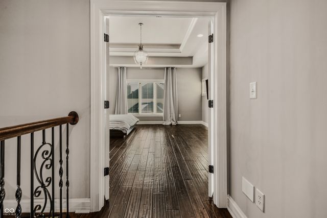 1023 Westview Point Drive, Columbus, IN 47201