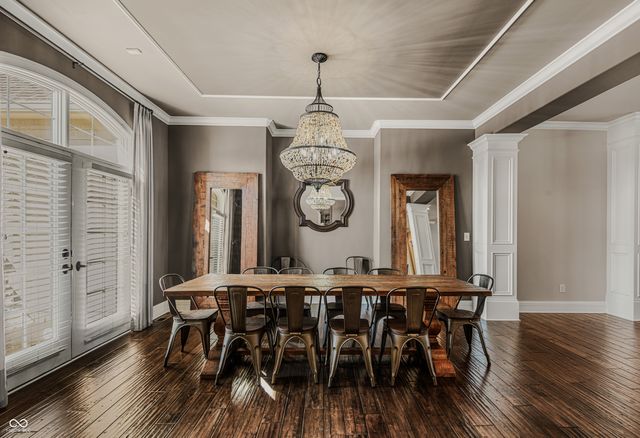 1023 Westview Point Drive, Columbus, IN 47201