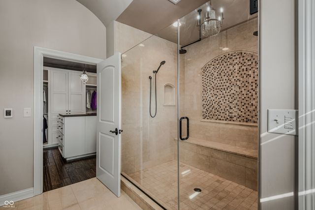 1023 Westview Point Drive, Columbus, IN 47201