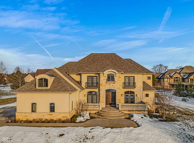 1023 Westview Point Drive, Columbus, IN 47201