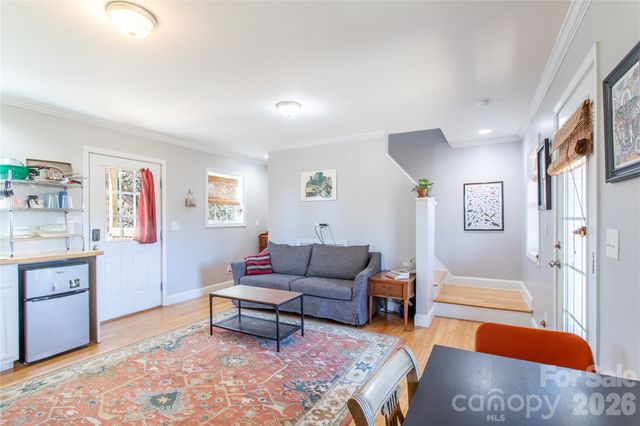 105 Adams Hill Road, Asheville, NC 28806