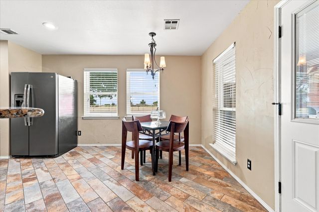 11555 Plainview Road, Krum, TX 76249