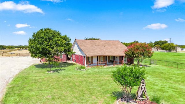 11555 Plainview Road, Krum, TX 76249