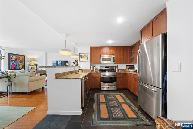700 Grove Street 11E, Jersey City, NJ 07310