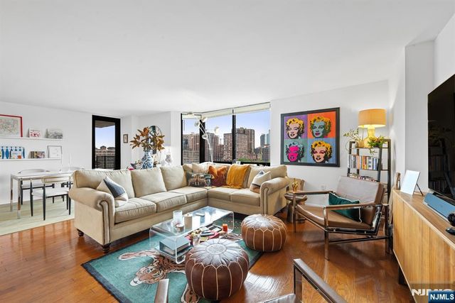 700 Grove Street 11E, Jersey City, NJ 07310