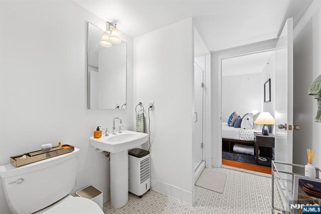 700 Grove Street 11E, Jersey City, NJ 07310