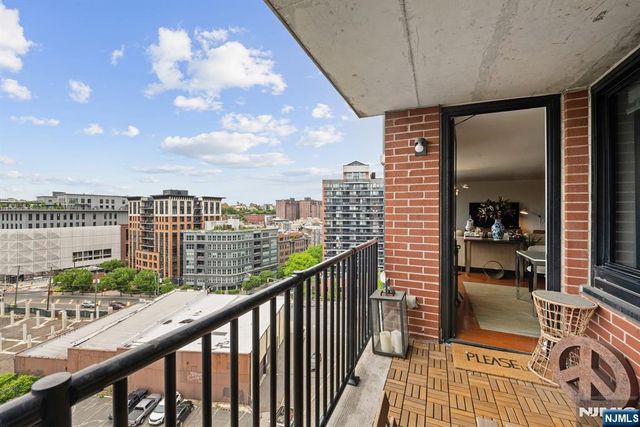 700 Grove Street 11E, Jersey City, NJ 07310