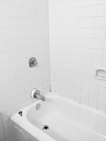 440 N Wabash Avenue 2003, Chicago, IL 60611