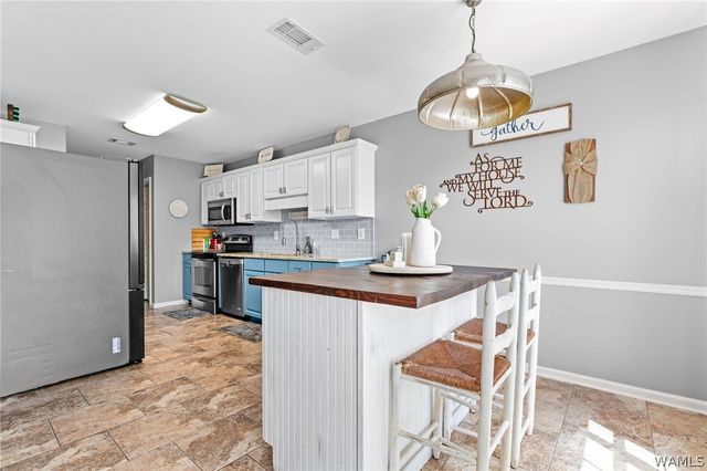 1828 Inverness, Tuscaloosa, AL 35405