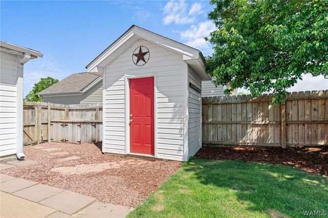 1828 Inverness, Tuscaloosa, AL 35405