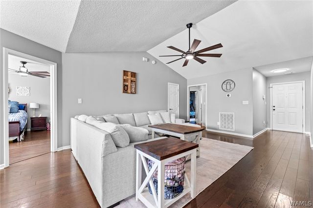 1828 Inverness, Tuscaloosa, AL 35405