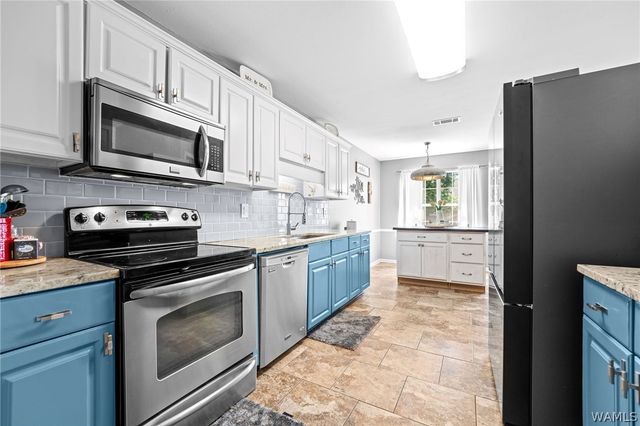 1828 Inverness, Tuscaloosa, AL 35405