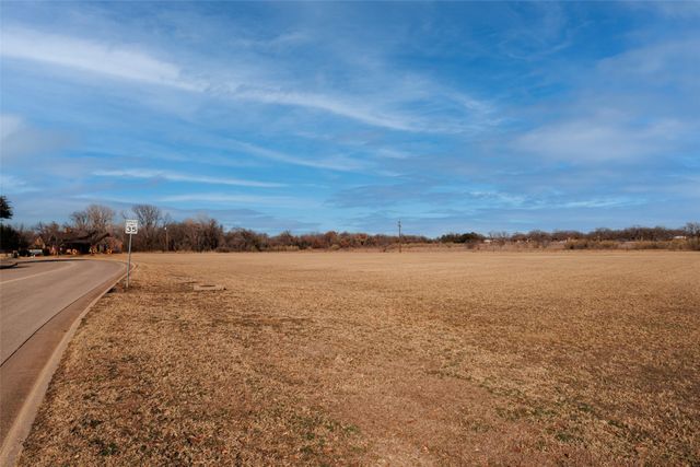 2601 James Road 3&4, Granbury, TX 76049