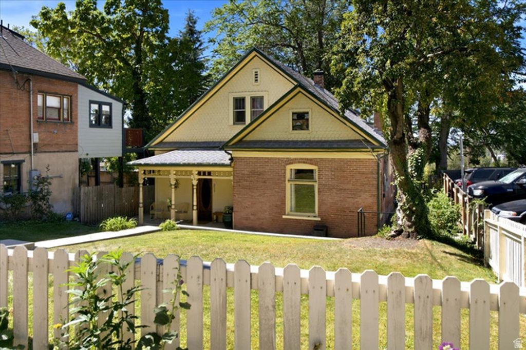329 N ALMOND, Salt Lake City, UT 84103 — photo 2