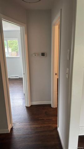 254 Redwood Drive, Troy, MI 48083