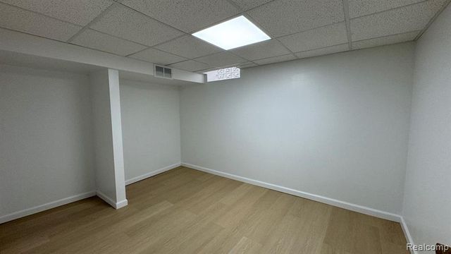 254 Redwood Drive, Troy, MI 48083