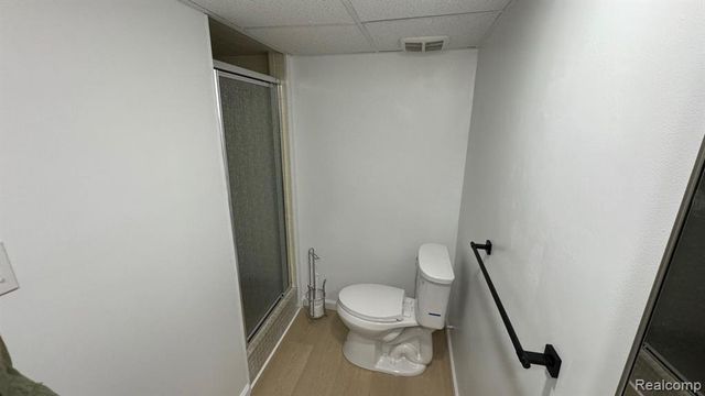 254 Redwood Drive, Troy, MI 48083