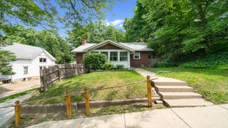 931 C Street, Rockford, IL 61107