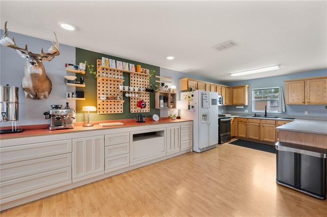 517 W PATTERSON STREET, Lakeland, FL 33803