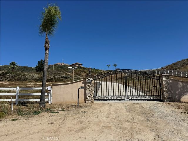 32032 La Serena, Temecula, CA 92591