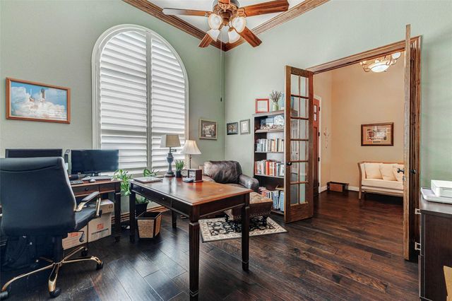 107 Cherry Bark Place, Montgomery, TX 77316