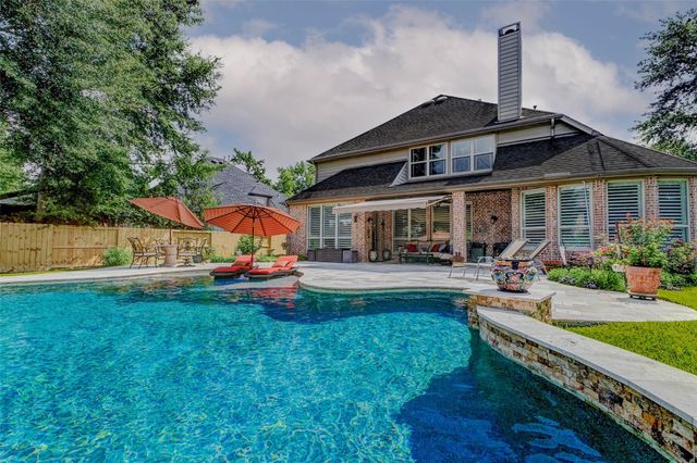 107 Cherry Bark Place, Montgomery, TX 77316