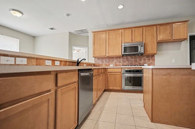 4808 Winterview Drive, Mansfield, TX 76063