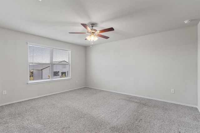 222 Jaycen LN, New Braunfels, TX 78130