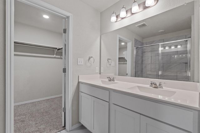 222 Jaycen LN, New Braunfels, TX 78130