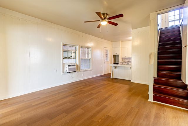 108 W Stroud Street, Frost, TX 76641