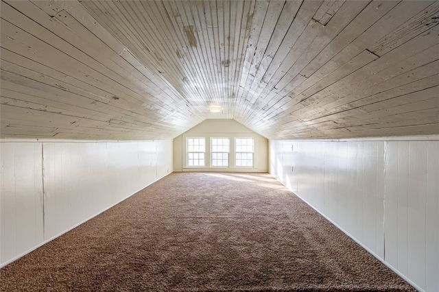 108 W Stroud Street, Frost, TX 76641