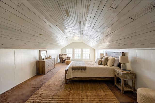 108 W Stroud Street, Frost, TX 76641