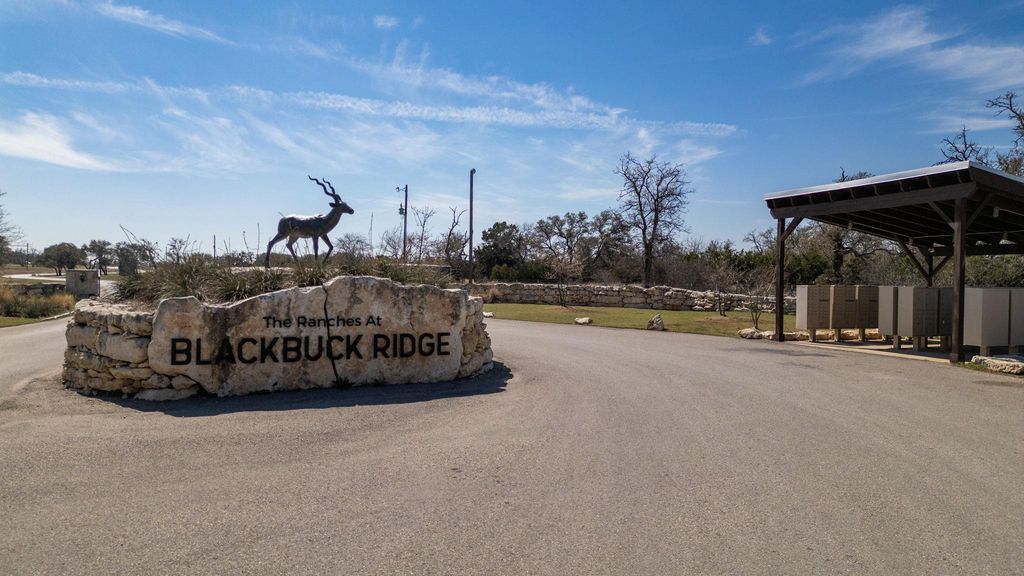 100 S Waterbuck WAY, Lampasas, TX 76550