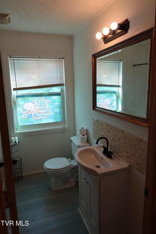 1602 Aaron Way, Kingsport, TN 37664