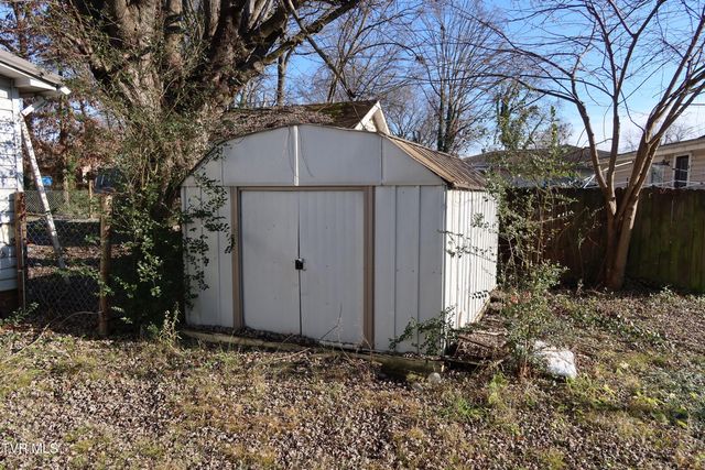 1602 Aaron Way, Kingsport, TN 37664