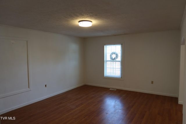 1602 Aaron Way, Kingsport, TN 37664