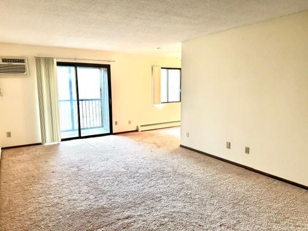 4101 Parklawn Avenue 331, Edina, MN 55435 — photo 5