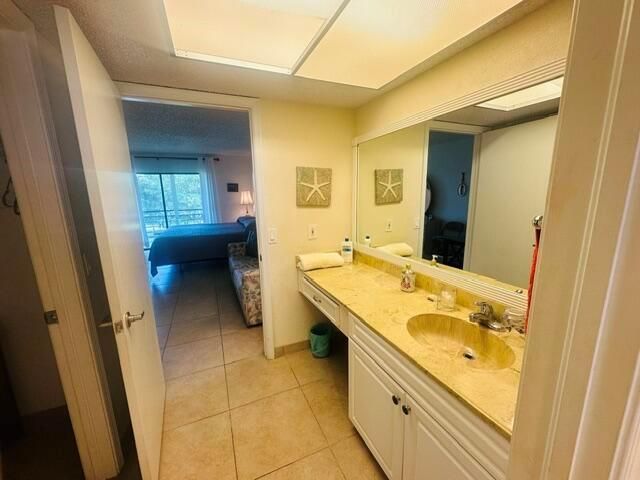 5981 Vía Vermilya 405, Lantana, FL 33462