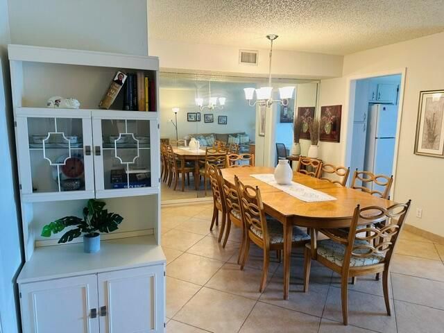 5981 Vía Vermilya 405, Lantana, FL 33462